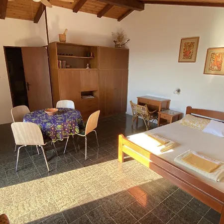 Apartment By The Sea Sveti Petar, Biograd - 849 Sveti Filip i Jakov